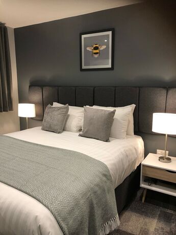 Imagen de la habitación del Hotel The Spires Serviced Apartments Cardiff. Foto 15