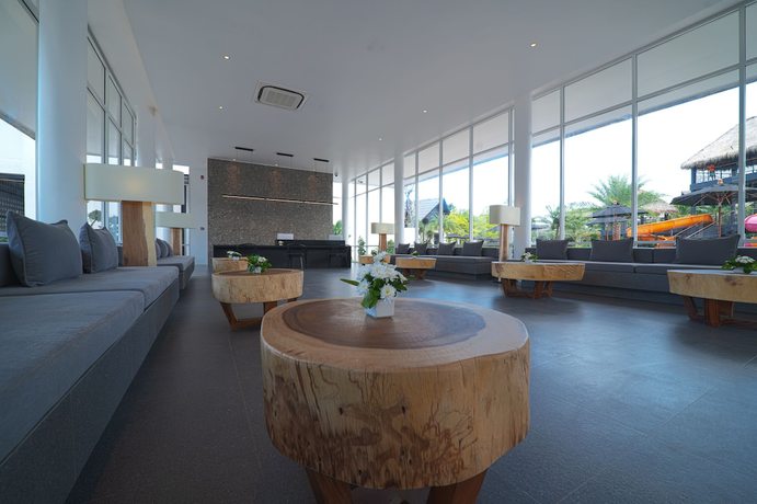 Imagen de los interiores del Hotel The Splash Koh Chang. Foto 18