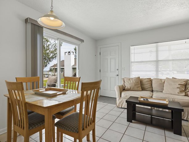 Imagen de la habitación del Hotel The Sportsman\'s Lodge and Marina. Foto 6