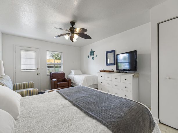 Imagen de la habitación del Hotel The Sportsman\'s Lodge and Marina. Foto 10