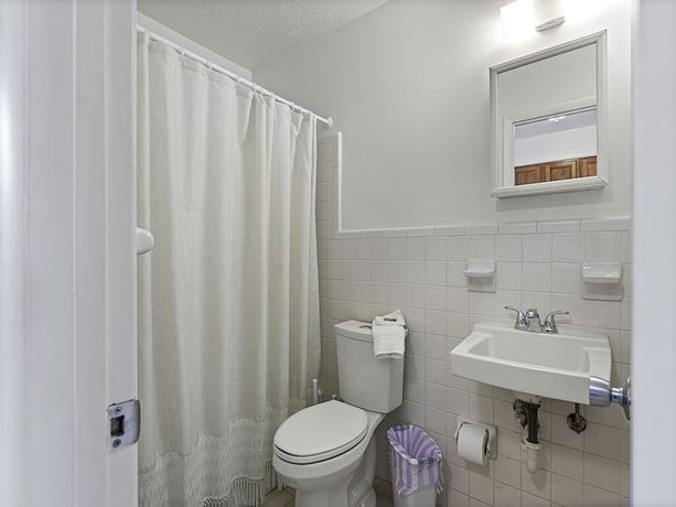 Imagen de la habitación del Hotel The Sportsman\'s Lodge and Marina. Foto 16