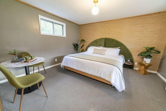 Imagen de la habitación del Hotel The Springs Motel, New Ashford. Foto 19