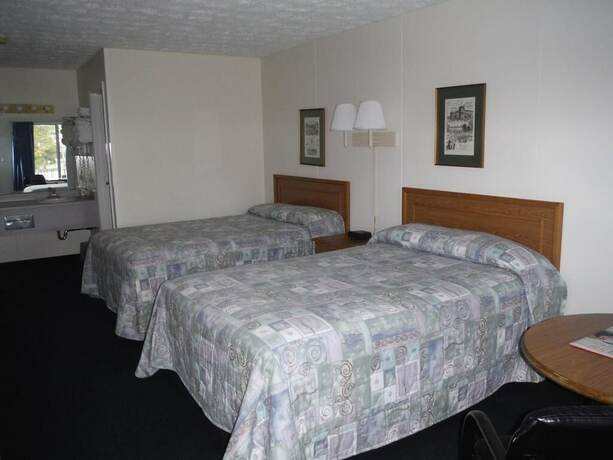 Imagen de la habitación del Hotel The Springs Motel, Saratoga Springs. Foto 8