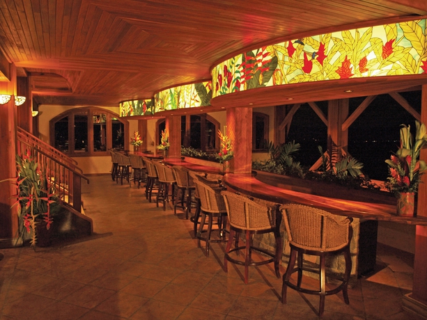 Imagen del bar/restaurante del Hotel The Springs Resort and Spa At Arenal. Foto 7