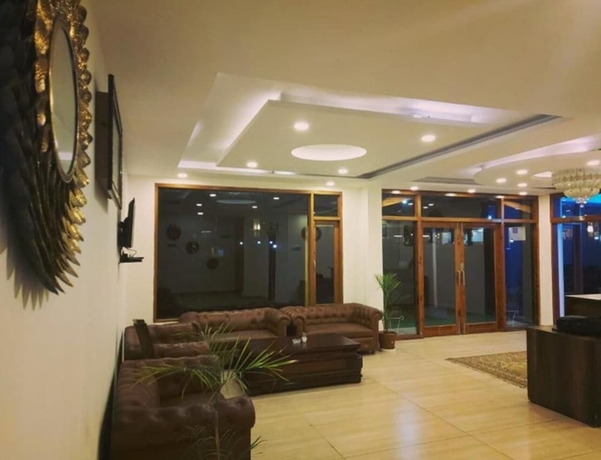 Imagen de los interiores del Hotel The Spruce Mansion Manali. Foto 19