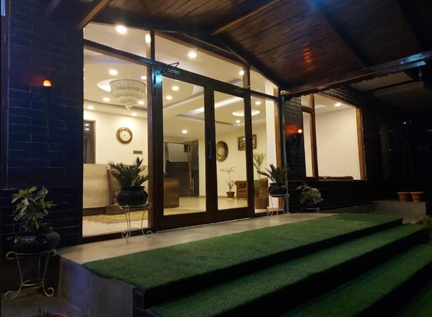Imagen general del Hotel The Spruce Mansion Manali. Foto 2