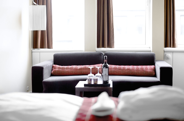 Imagen de la habitación del Hotel The Square. Foto 8