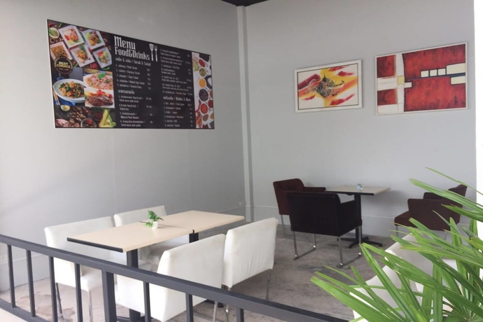 Imagen del bar/restaurante del Hotel The Square Rayong. Foto 3