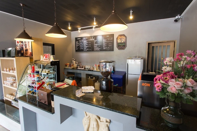 Imagen del bar/restaurante del Hotel The Square Rayong. Foto 6