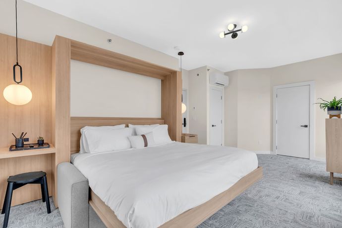 Imagen de la habitación del Hotel The St Laurent Social Club and Guest Rooms. Foto 10