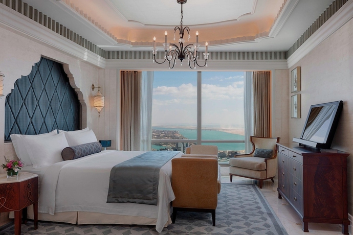 Imagen de la habitación del Hotel The St. Regis Abu Dhabi. Foto 3