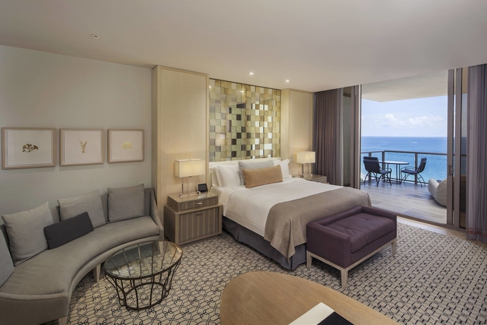 Imagen de la habitación del Hotel The St. Regis Bal Harbour Resort. Foto 12