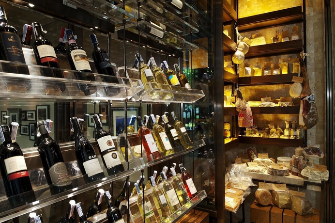 Imagen del bar/restaurante del Hotel The St Regis Bangkok. Foto 6