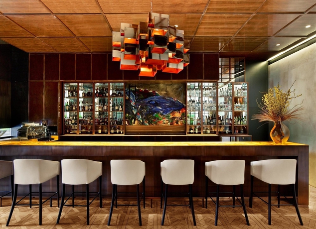 Imagen del bar/restaurante del Hotel The St. Regis Istanbul. Foto 5