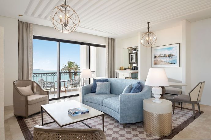 Imagen de la habitación del Hotel The St. Regis La Bahia Blanca Resort, Tamuda Bay. Foto 10