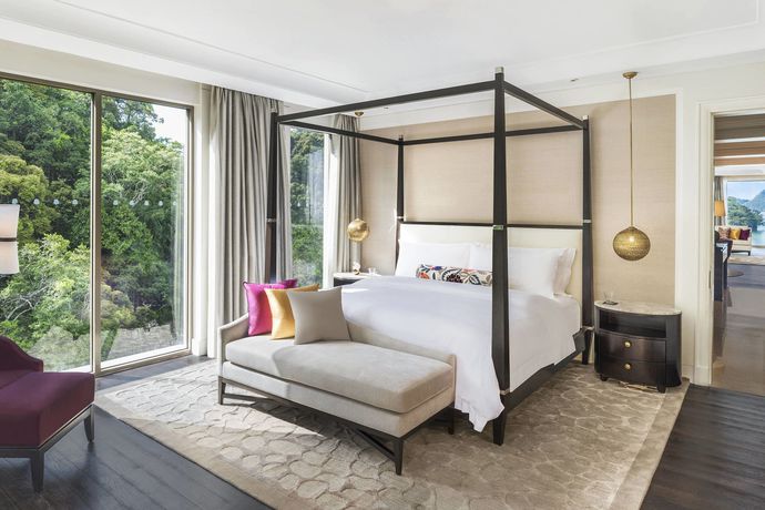 Imagen de la habitación del Hotel The St. Regis Langkawi. Foto 6