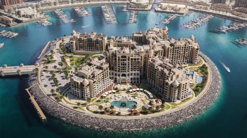 Imagen general del Hotel The St. Regis Marsa Arabia Island, The Pearl Qatar. Foto 7