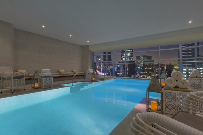 Imagen de la piscina del Hotel The St. Regis Mexico City. Foto 15