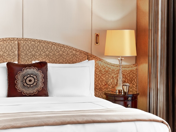 Imagen de la habitación del Hotel The St. Regis Moscow Nikolskaya. Foto 9