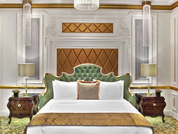 Imagen de la habitación del Hotel The St. Regis Moscow Nikolskaya. Foto 18