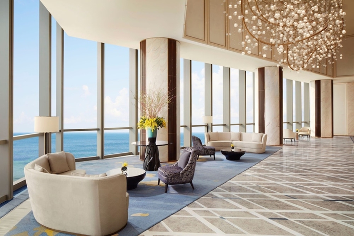 Imagen de los interiores del Hotel The St. Regis Qingdao. Foto 17