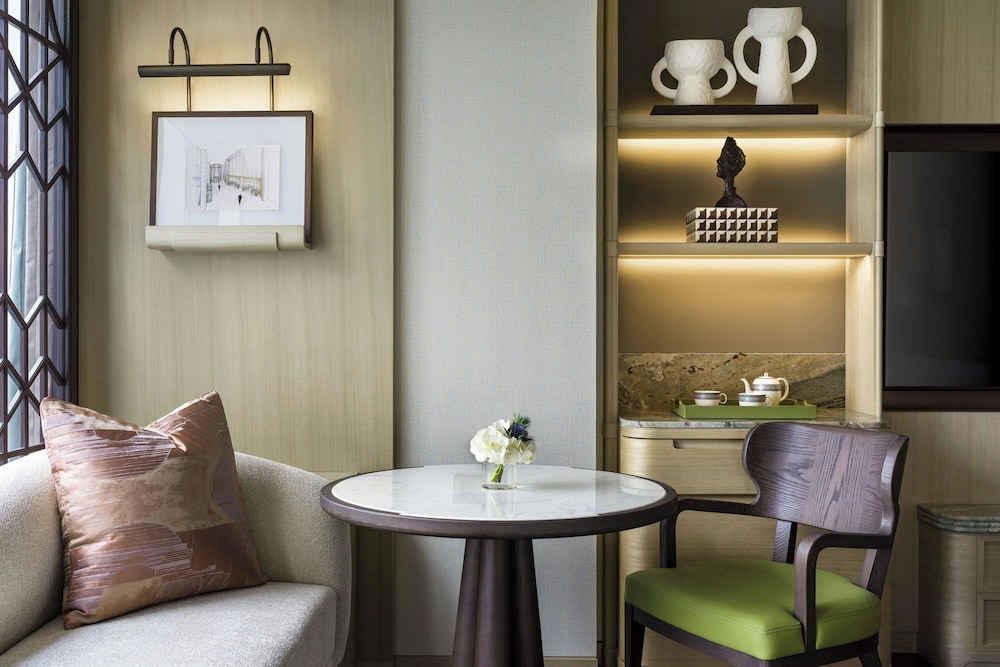 Imagen de la habitación del Hotel The St. Regis Shenzhen Bao'an. Foto 6