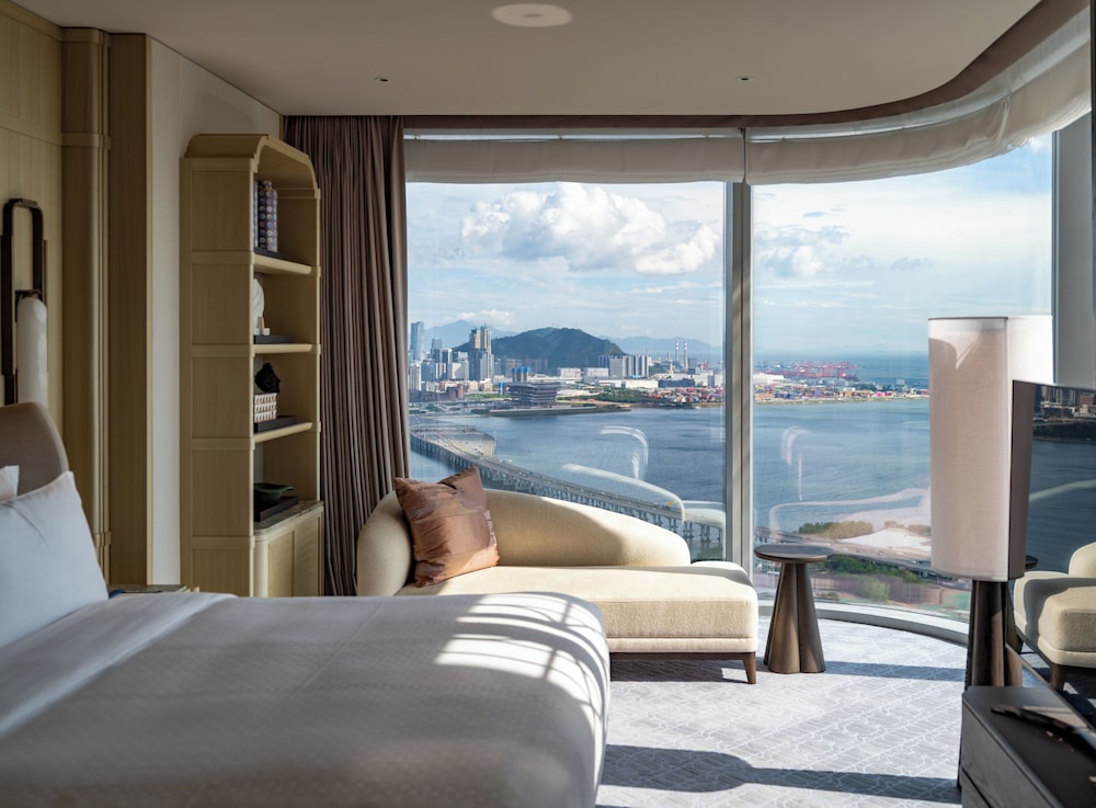 Imagen de la habitación del Hotel The St. Regis Shenzhen Bao'an. Foto 10