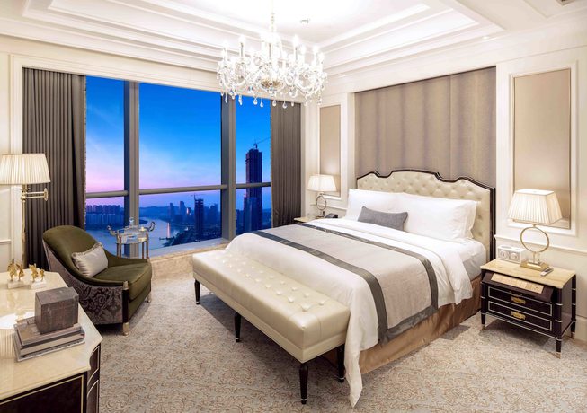 Imagen de la habitación del Hotel The St. Regis Zhuhai. Foto 5