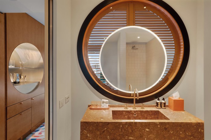 Imagen de la habitación del Hotel The Standard Brussels. Foto 2