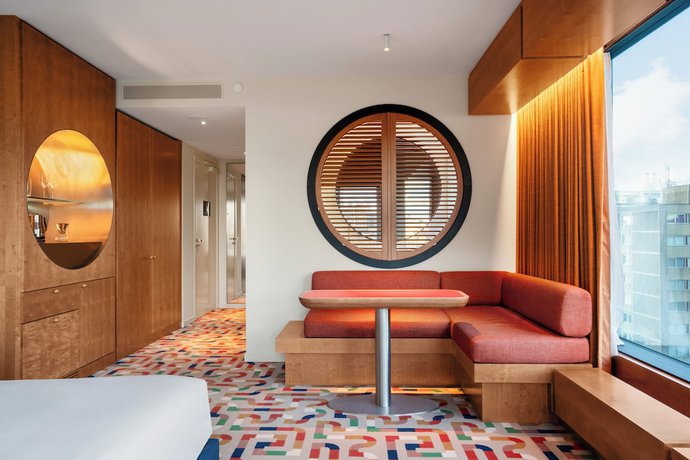 Imagen de la habitación del Hotel The Standard Brussels. Foto 5