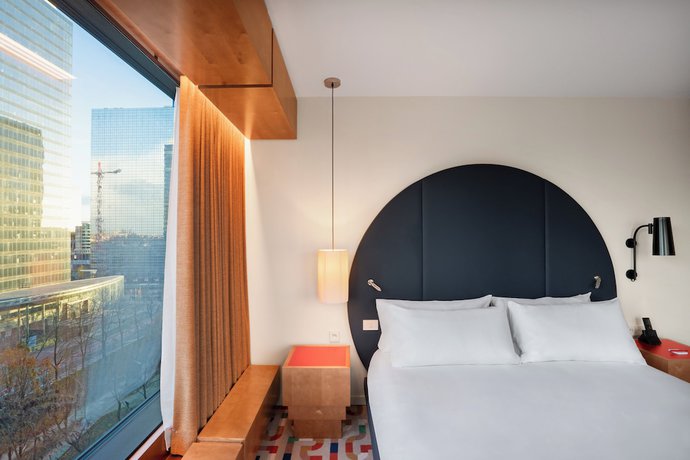 Imagen de la habitación del Hotel The Standard Brussels. Foto 6