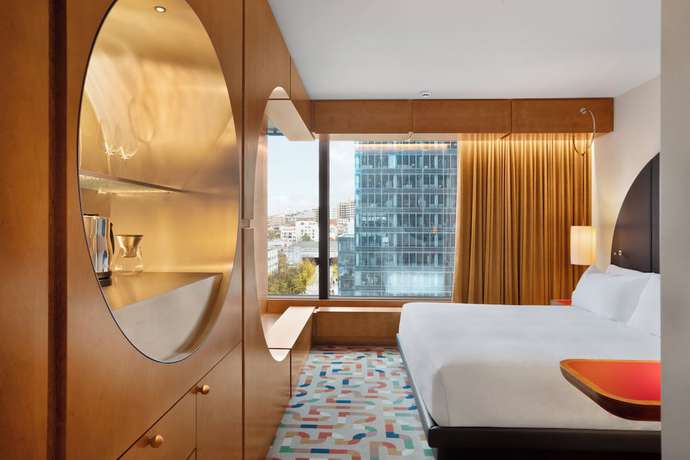 Imagen de la habitación del Hotel The Standard Brussels. Foto 13