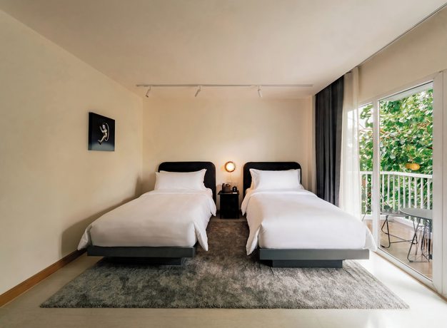 Imagen de la habitación del Hotel The StandardX Bangkok Phra Arthit. Foto 4