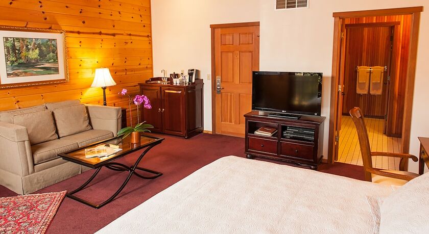 Imagen general del Hotel The Stanford Inn By The Sea Eco-Resort. Foto 6