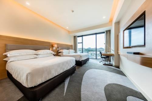 Imagen de la habitación del Hotel The Stanley and Suites. Foto 2