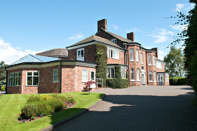 Imagen de los exteriores del Hotel The Stanneylands. Foto 11