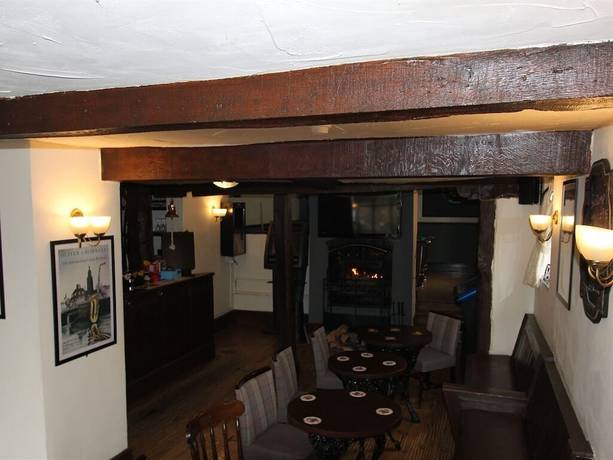 Imagen del bar/restaurante del Hotel The Star Inn, Worcester. Foto 2