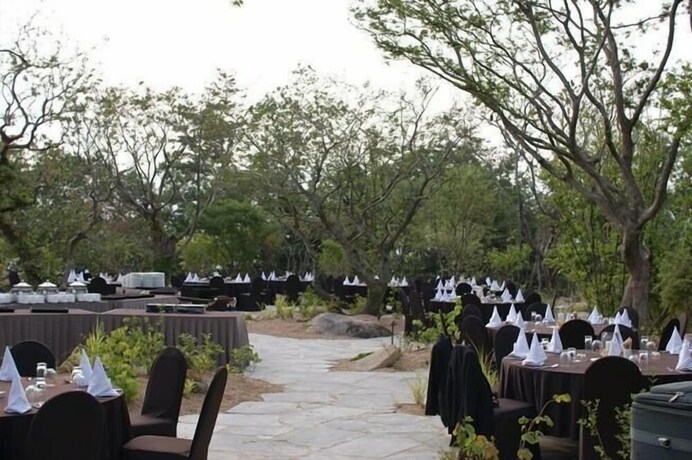 Imagen de los exteriores del Hotel The StarHue Resort. Foto 10