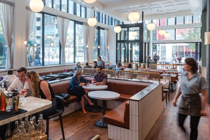 Imagen del bar/restaurante del Hotel The State. Foto 7