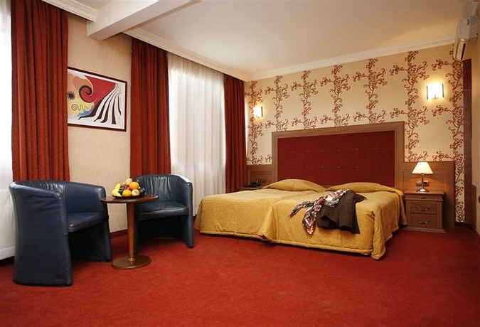 Imagen de la habitación del Hotel The Stay Boutique Central Square. Foto 3