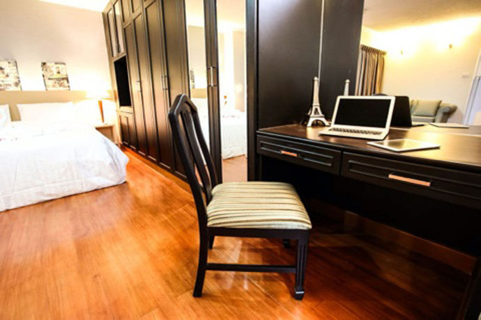 Imagen de la habitación del Hotel The Step Sathon. Foto 13