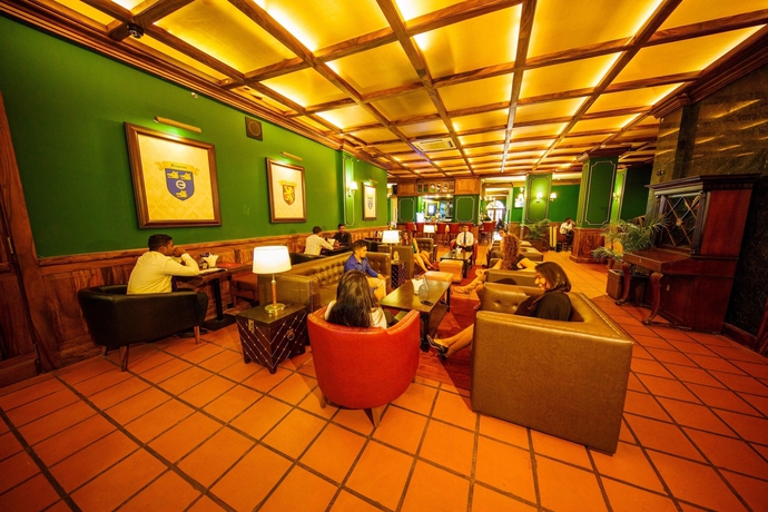 Imagen del bar/restaurante del Hotel The Steuart By Citrus. Foto 2