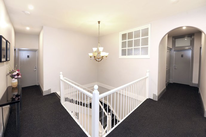 Imagen de los interiores del Hotel The Stirling Arms. Foto 19