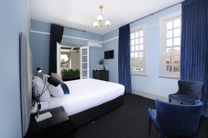 Imagen de la habitación del Hotel The Stirling Arms. Foto 15