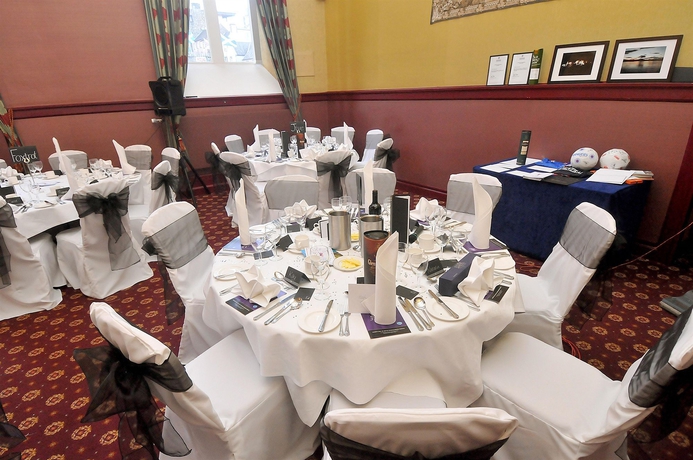 Imagen de los interiores del Hotel The Stirling Highland. Foto 11