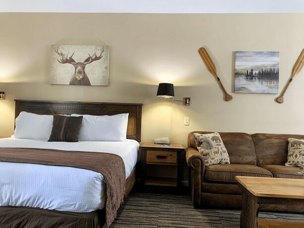 Imagen de la habitación del Hotel The Stone Gate Resort. Foto 15