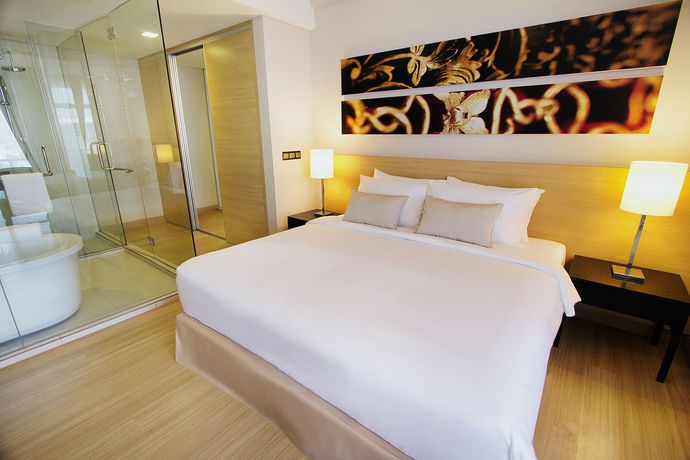 Imagen de la habitación del Hotel The Straits and Suites. Foto 3