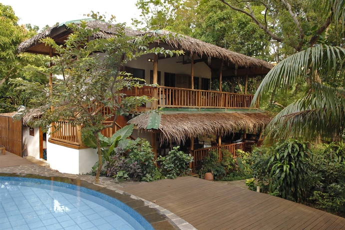 Imagen de los exteriores del Hotel The Strand Boracay. Foto 3
