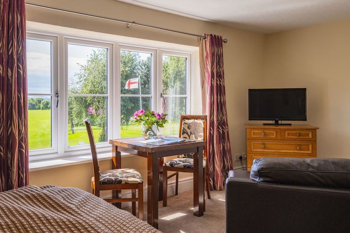 Imagen de la habitación del Hotel The Stratford Park Hotel and Golf Club. Foto 17