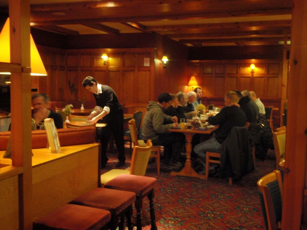 Imagen de los interiores del Hotel The Stronlossit Inn. Foto 7